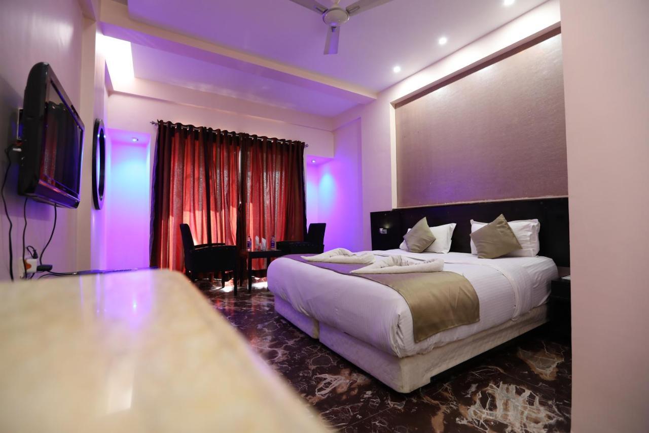 Hotel Aristro Lonavla Exterior foto