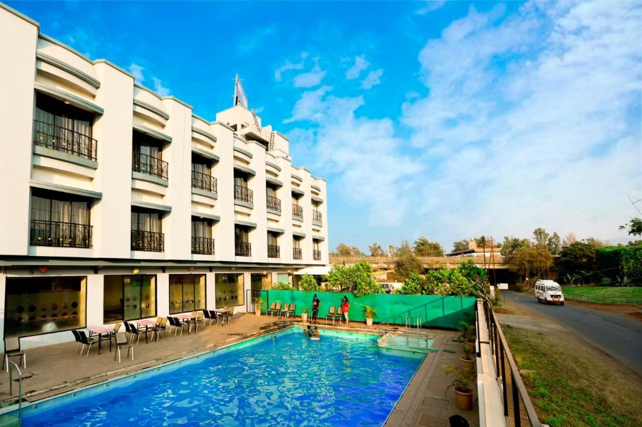 Hotel Aristro Lonavla Exterior foto